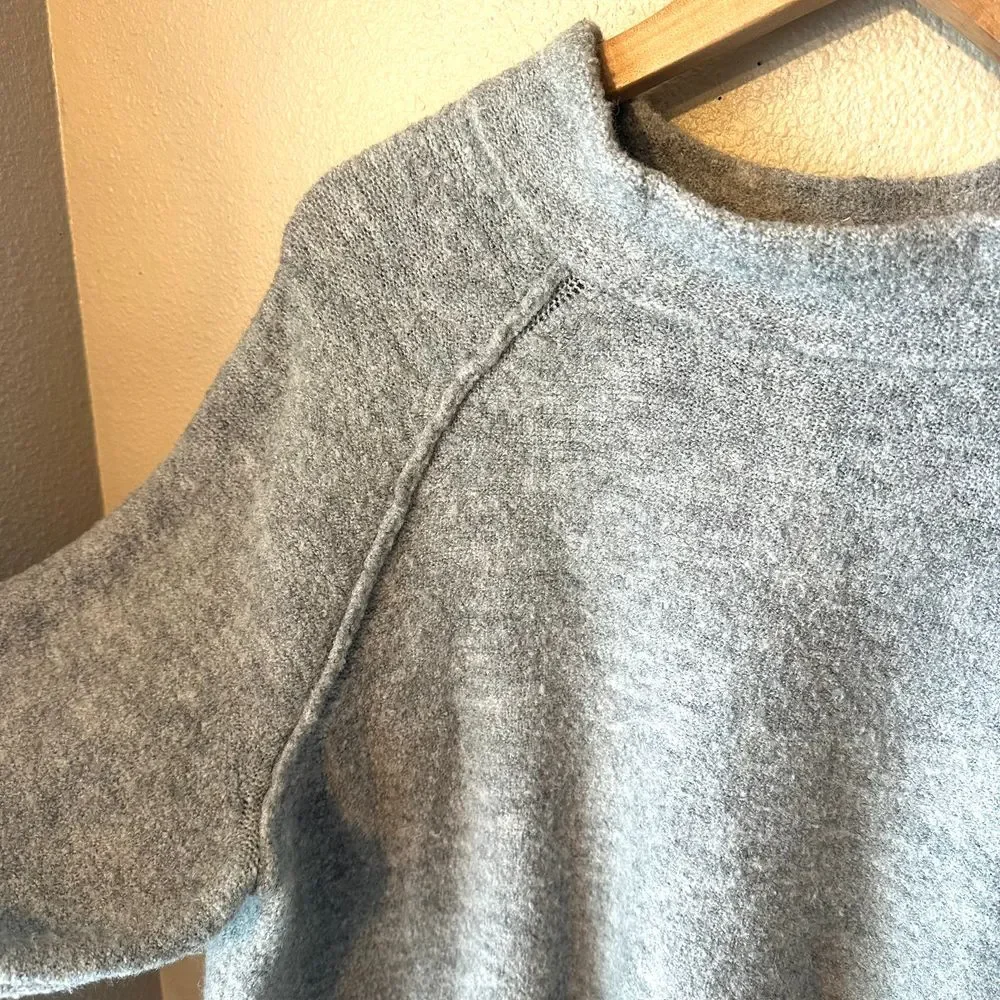 Free People Women's Bubble Crewneck Thick Pullover Sweater Gray Boxy Size XS‎